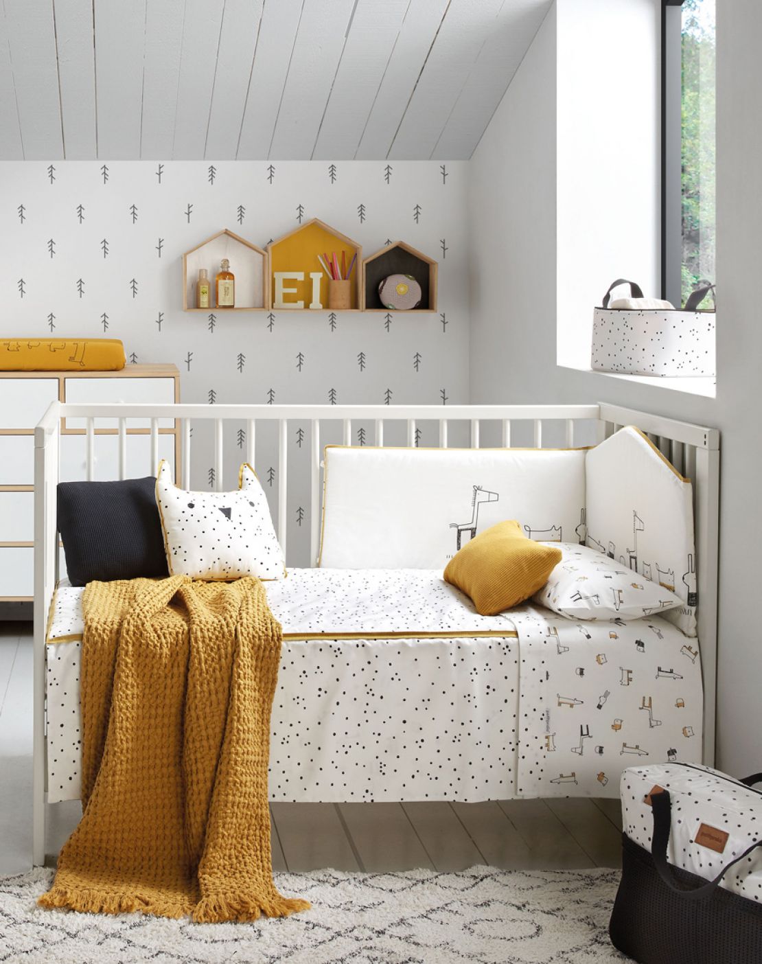 Colcha + protector cuna - SPOTS NEGRO